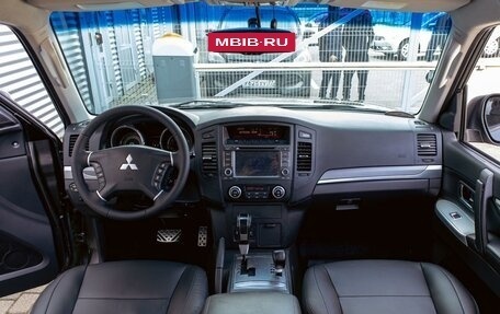 Mitsubishi Pajero IV, 2011 год, 1 895 000 рублей, 17 фотография