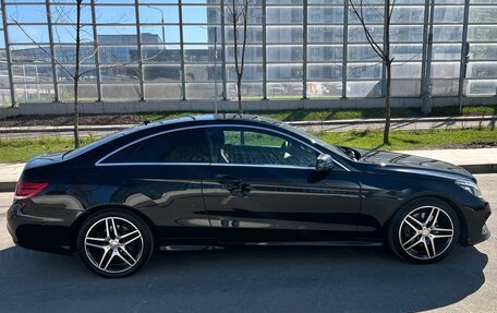 Mercedes-Benz E-Класс, 2015 год, 2 200 000 рублей, 4 фотография