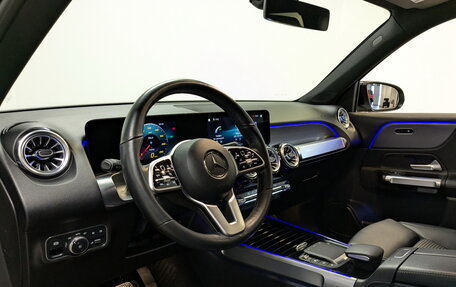 Mercedes-Benz GLB, 2021 год, 3 995 000 рублей, 16 фотография