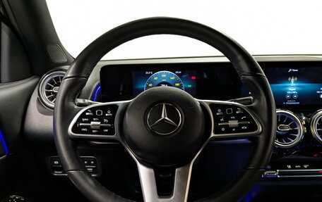 Mercedes-Benz GLB, 2021 год, 3 995 000 рублей, 21 фотография