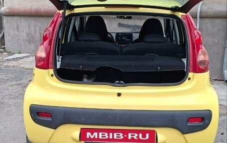 Peugeot 107 I рестайлинг, 2011 год, 640 000 рублей, 4 фотография