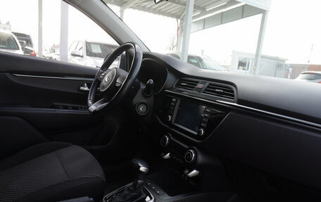 KIA Rio IV, 2018 год, 1 645 000 рублей, 20 фотография