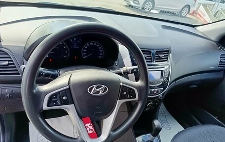 Hyundai Solaris II рестайлинг, 2013 год, 979 995 рублей, 15 фотография