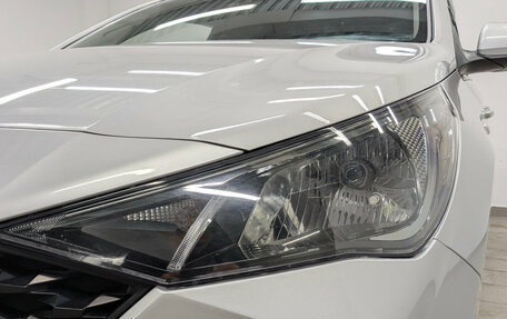 Hyundai Solaris II рестайлинг, 2021 год, 1 695 000 рублей, 11 фотография