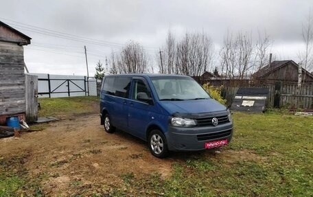 Volkswagen Caravelle T5, 2010 год, 955 000 рублей, 1 фотография