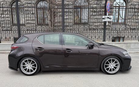 Lexus CT I рестайлинг, 2013 год, 1 690 000 рублей, 1 фотография