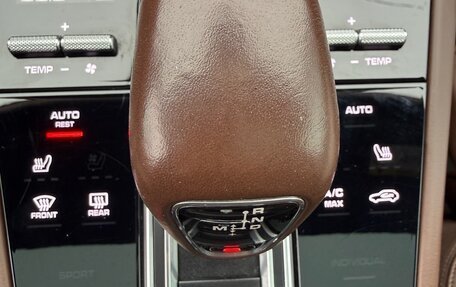 Porsche Cayenne III, 2020 год, 7 999 999 рублей, 13 фотография