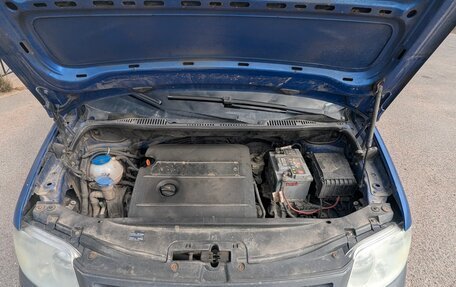 Volkswagen Caddy III рестайлинг, 2004 год, 340 000 рублей, 18 фотография