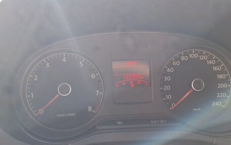 Volkswagen Polo VI (EU Market), 2011 год, 750 000 рублей, 8 фотография