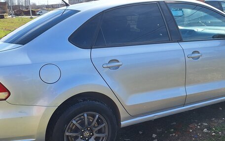 Volkswagen Polo VI (EU Market), 2011 год, 750 000 рублей, 3 фотография