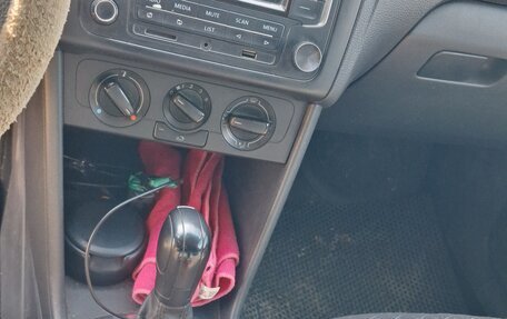 Volkswagen Polo VI (EU Market), 2011 год, 750 000 рублей, 9 фотография