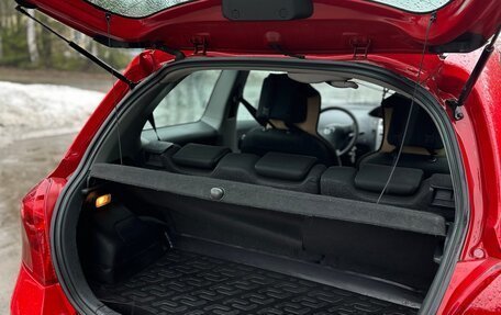 Toyota Yaris III рестайлинг, 2007 год, 560 000 рублей, 12 фотография