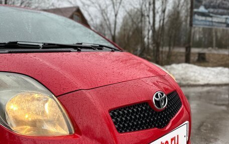 Toyota Yaris III рестайлинг, 2007 год, 560 000 рублей, 16 фотография