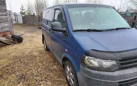 Volkswagen Caravelle T5, 2010 год, 955 000 рублей, 3 фотография