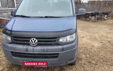 Volkswagen Caravelle T5, 2010 год, 955 000 рублей, 2 фотография