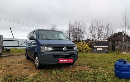 Volkswagen Caravelle T5, 2010 год, 955 000 рублей, 4 фотография