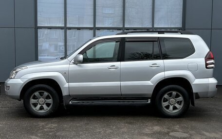 Toyota Land Cruiser Prado 120 рестайлинг, 2007 год, 2 000 000 рублей, 5 фотография