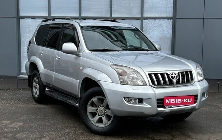 Toyota Land Cruiser Prado 120 рестайлинг, 2007 год, 2 000 000 рублей, 3 фотография