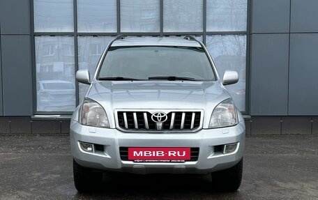 Toyota Land Cruiser Prado 120 рестайлинг, 2007 год, 2 000 000 рублей, 2 фотография