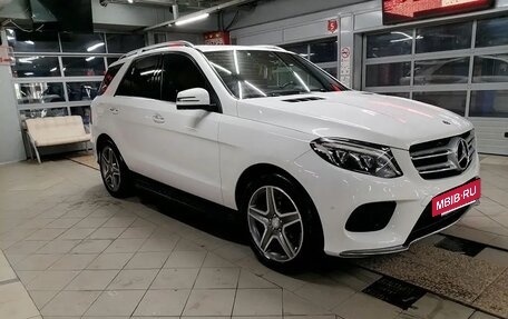 Mercedes-Benz GLE, 2016 год, 4 200 000 рублей, 3 фотография