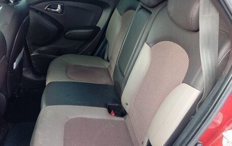 Hyundai ix35 I рестайлинг, 2011 год, 1 200 000 рублей, 7 фотография