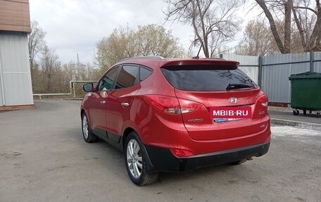 Hyundai ix35 I рестайлинг, 2011 год, 1 200 000 рублей, 4 фотография