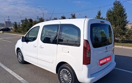 Peugeot Partner II рестайлинг 2, 2016 год, 930 000 рублей, 3 фотография