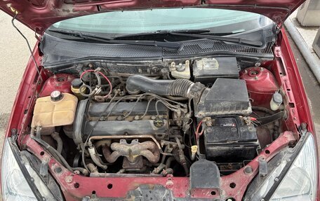 Ford Focus IV, 2001 год, 310 000 рублей, 12 фотография