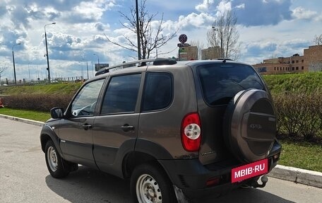 Chevrolet Niva I рестайлинг, 2013 год, 460 000 рублей, 6 фотография