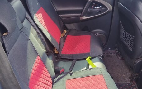 Toyota RAV4, 2006 год, 1 350 000 рублей, 8 фотография