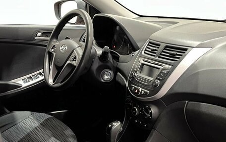 Hyundai Solaris II рестайлинг, 2015 год, 1 080 000 рублей, 10 фотография