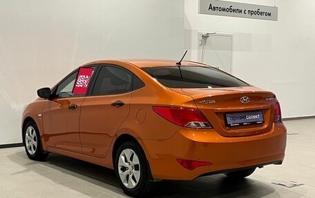 Hyundai Solaris II рестайлинг, 2015 год, 1 080 000 рублей, 6 фотография