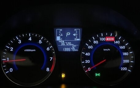 Hyundai Solaris II рестайлинг, 2015 год, 1 080 000 рублей, 13 фотография