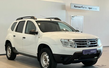 Renault Duster I рестайлинг, 2013 год, 830 000 рублей, 3 фотография