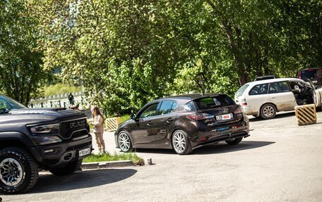 Lexus CT I рестайлинг, 2013 год, 1 690 000 рублей, 37 фотография