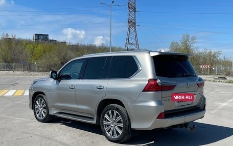 Lexus LX III, 2017 год, 7 200 000 рублей, 4 фотография