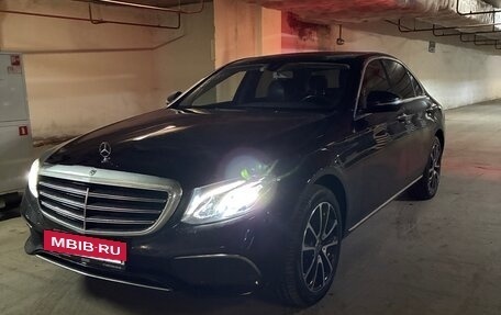 Mercedes-Benz E-Класс, 2019 год, 3 200 000 рублей, 2 фотография