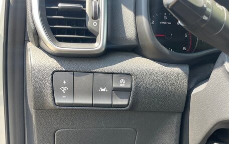 KIA Sportage IV рестайлинг, 2020 год, 2 995 000 рублей, 17 фотография