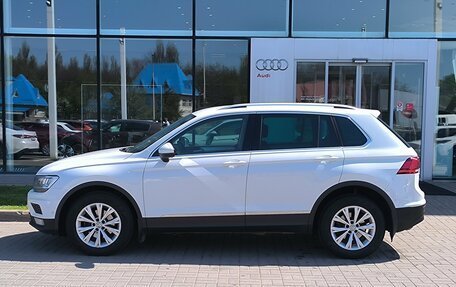 Volkswagen Tiguan II, 2018 год, 1 940 000 рублей, 8 фотография