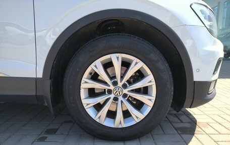 Volkswagen Tiguan II, 2018 год, 1 940 000 рублей, 9 фотография