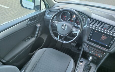 Volkswagen Tiguan II, 2018 год, 1 940 000 рублей, 18 фотография