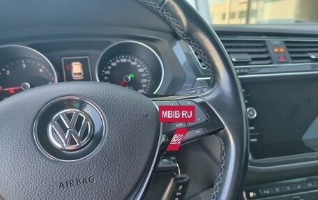 Volkswagen Tiguan II, 2018 год, 1 940 000 рублей, 25 фотография