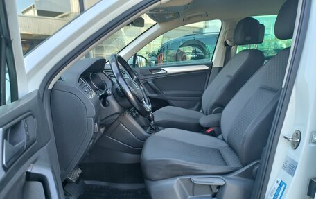 Volkswagen Tiguan II, 2018 год, 1 940 000 рублей, 33 фотография