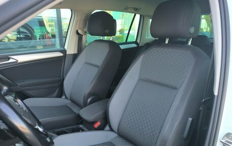 Volkswagen Tiguan II, 2018 год, 1 940 000 рублей, 34 фотография