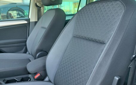 Volkswagen Tiguan II, 2018 год, 1 940 000 рублей, 35 фотография