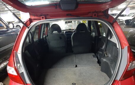 Honda Fit III, 2003 год, 250 000 рублей, 35 фотография