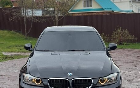 BMW 3 серия, 2011 год, 1 020 000 рублей, 2 фотография