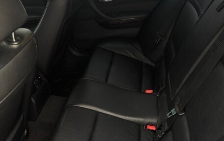 BMW 3 серия, 2011 год, 1 020 000 рублей, 17 фотография