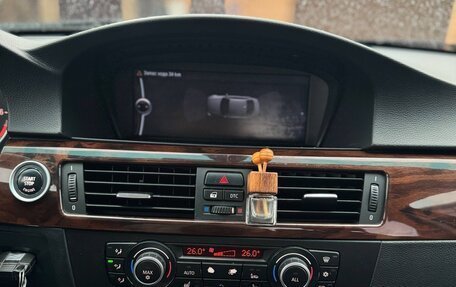 BMW 3 серия, 2011 год, 1 020 000 рублей, 15 фотография