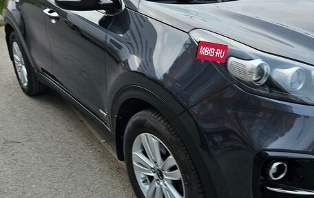 KIA Sportage IV рестайлинг, 2018 год, 2 200 000 рублей, 3 фотография